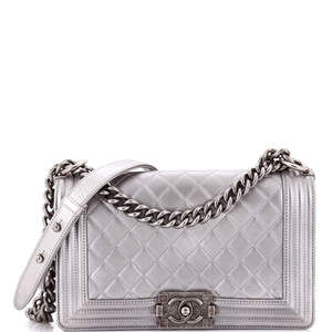 Chanel Boy Flap Bag Quilted Caviar Old #224676C32B